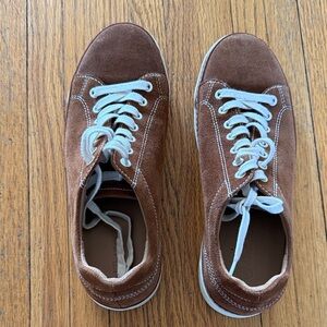 Brown Suede Men's Sneakers